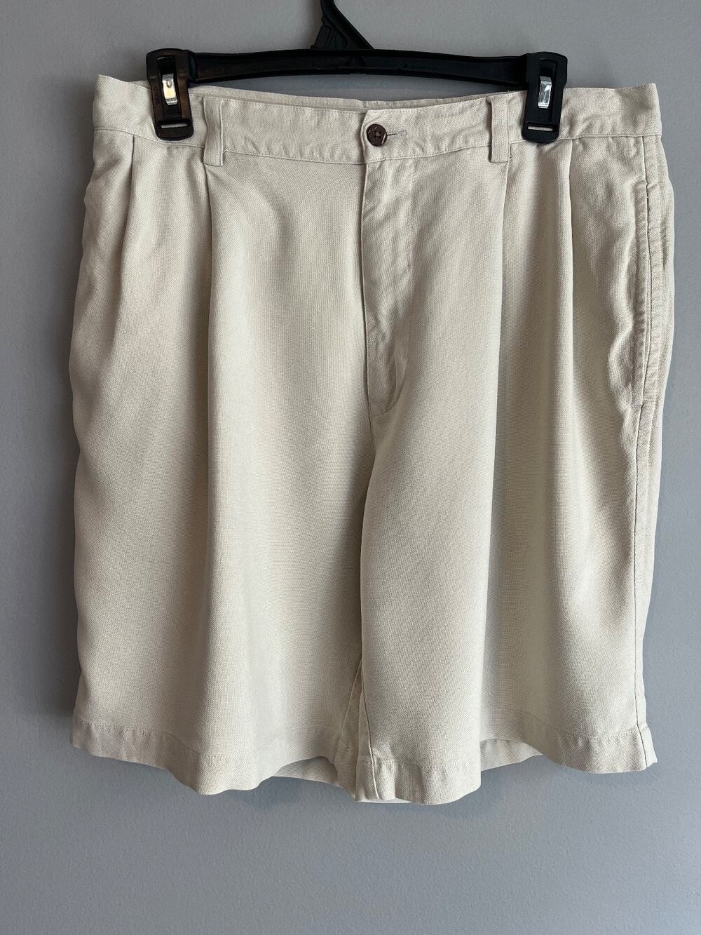 Tommy Bahama Relax 100% Silk Pleated Shorts Coastal Sz 33 Resort Vacation